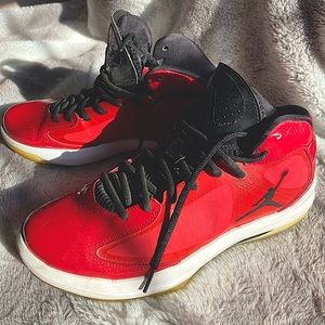 Men’s Jordan shoes 10.5